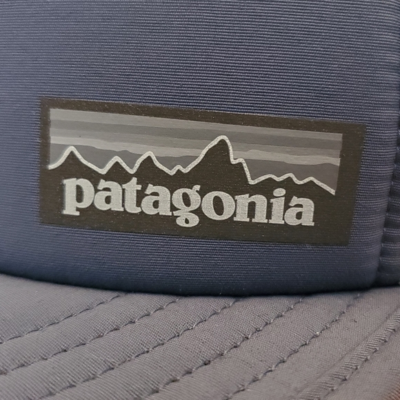 Patagonia Trucker Cap - Adjustable with breathable mesh - Like New - Picture 6 of 7